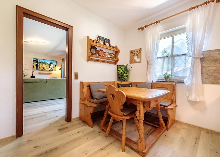Apartment Alpspitzstubn - Ihr Wohlfuehlort Mit Bergpanorama *