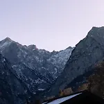 Alpspitzstubn - Ihr Wohlfuehlort Mit Bergpanorama 그라이나우